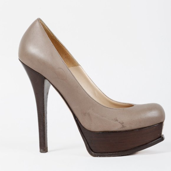 Fendi Fendista Taupe Leather Pumps - Picture 2 of 10